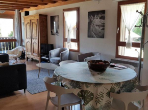 Les Gets : Triplex 5 pièces pour 8 pers, proche télésiège, navette, balcon, ski/vélo - FR-1-802-1